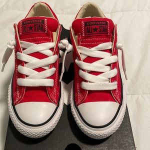 NIB Converse All Star - size 1 - Red